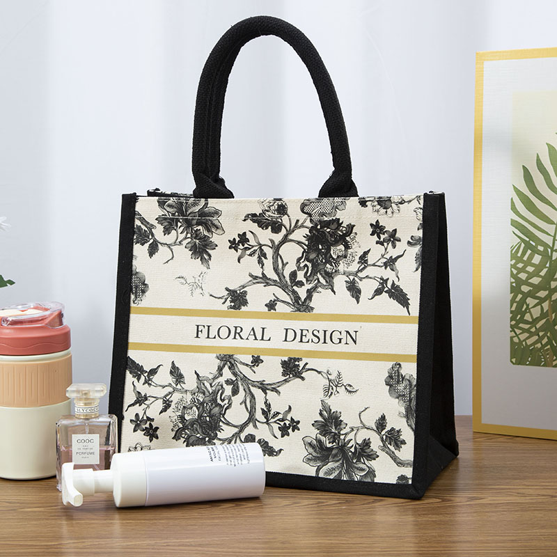 কেন টোট ব্যাগগুলি আধুনিক ভোক্তাদের জন্য অপরিহার্য আনুষঙ্গিক জিনিস হয়ে উঠছে?